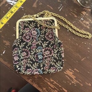 6/7” 70s Tapestry Purse With Kiss Lock, Like New